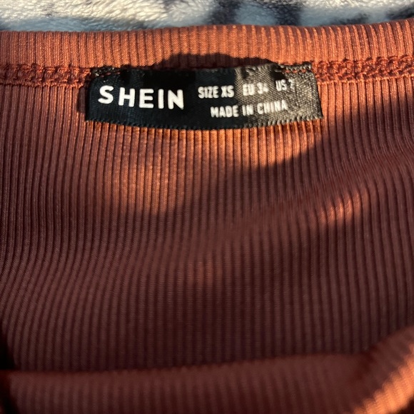 Shein Cut Out Ribbed Cropped Tank Top Burnt Orange Extra Small - Picture 3 of 3